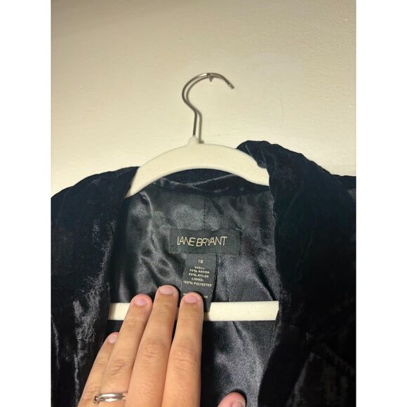 Lane Bryant Crushed Velvet 3 Button Blazer Jacket Black 18 Holiday Goth Witchy - Picture 2 of 2